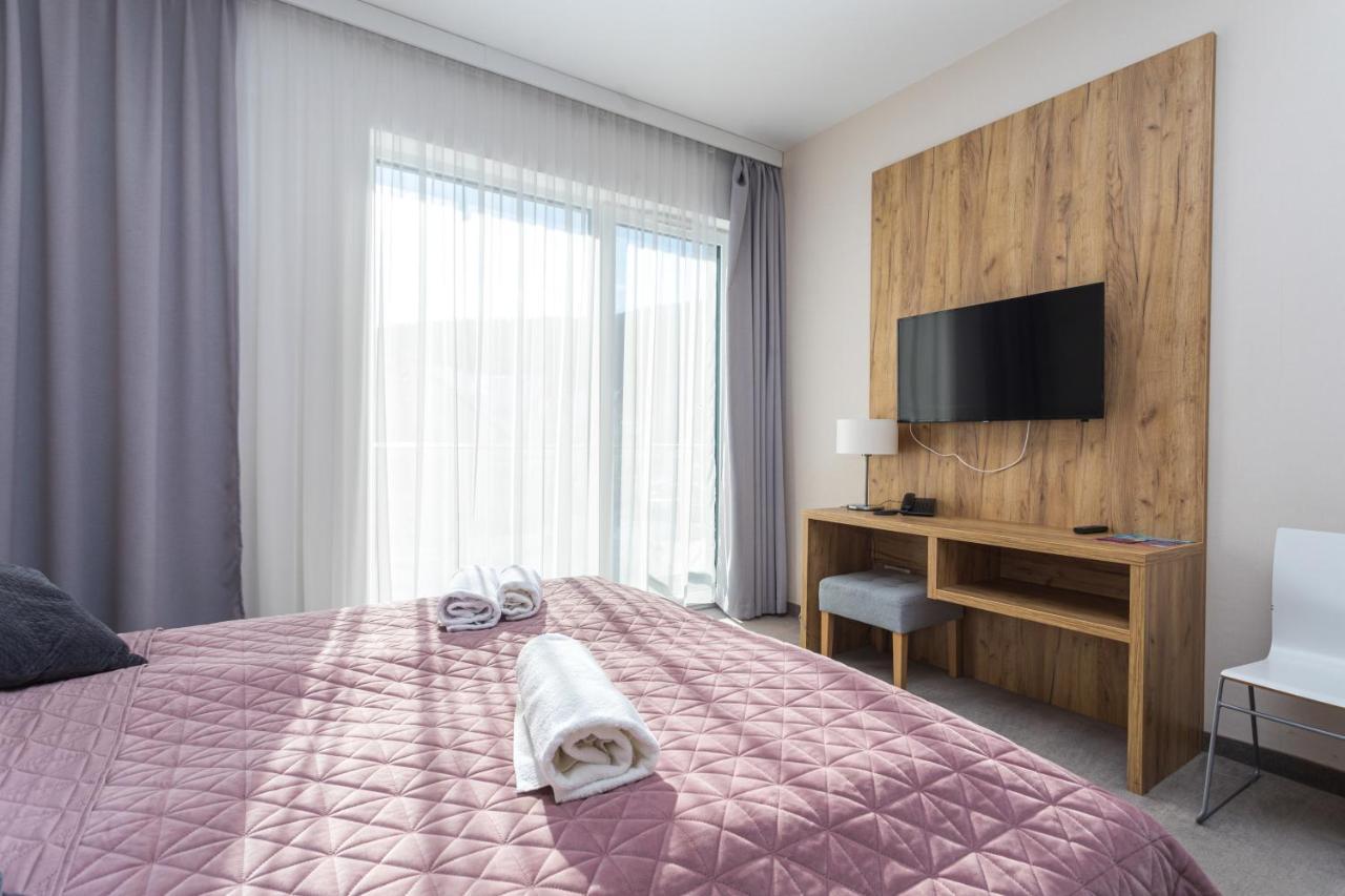 سيينا Aparthotel Apartamenty Czarna Gora 230 المظهر الخارجي الصورة